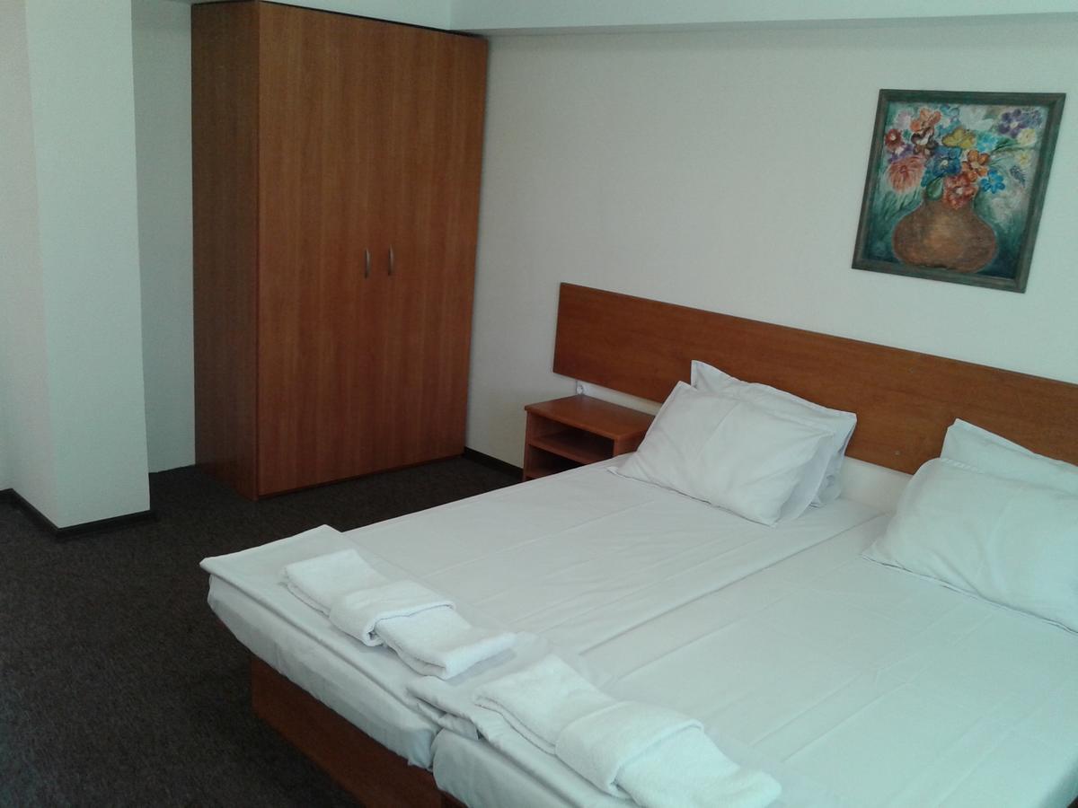 Hotel Stroitel Hisarya Dış mekan fotoğraf