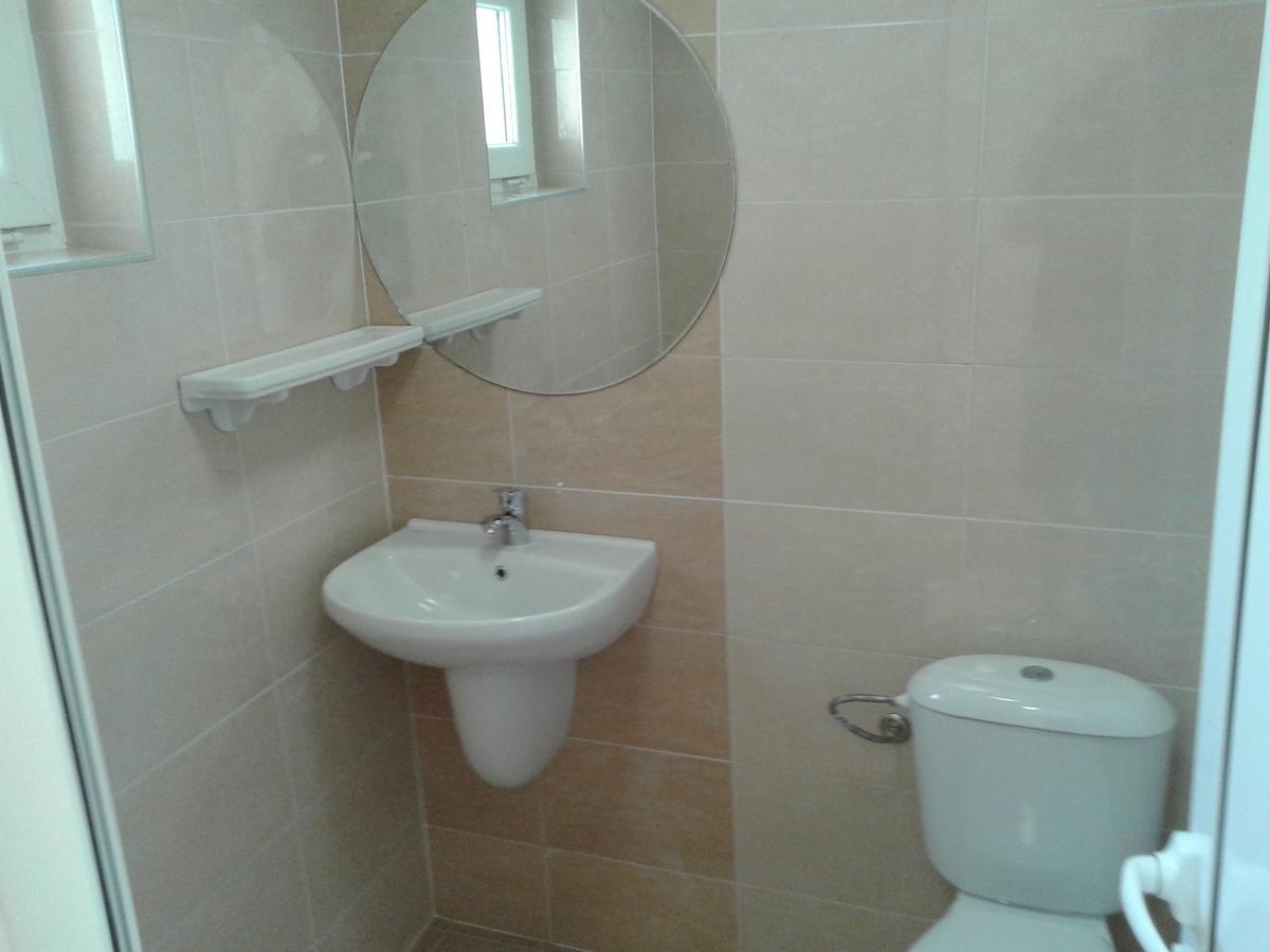 Hotel Stroitel Hisarya Dış mekan fotoğraf