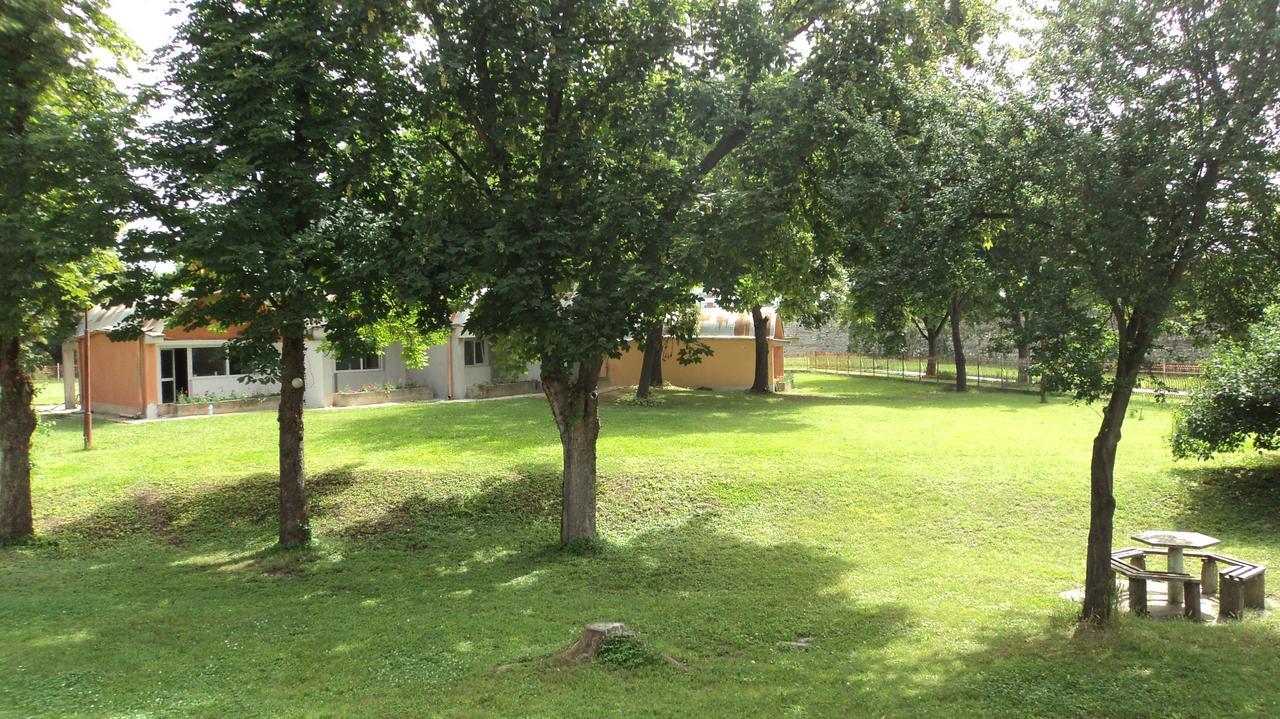 Hotel Stroitel Hisarya Dış mekan fotoğraf