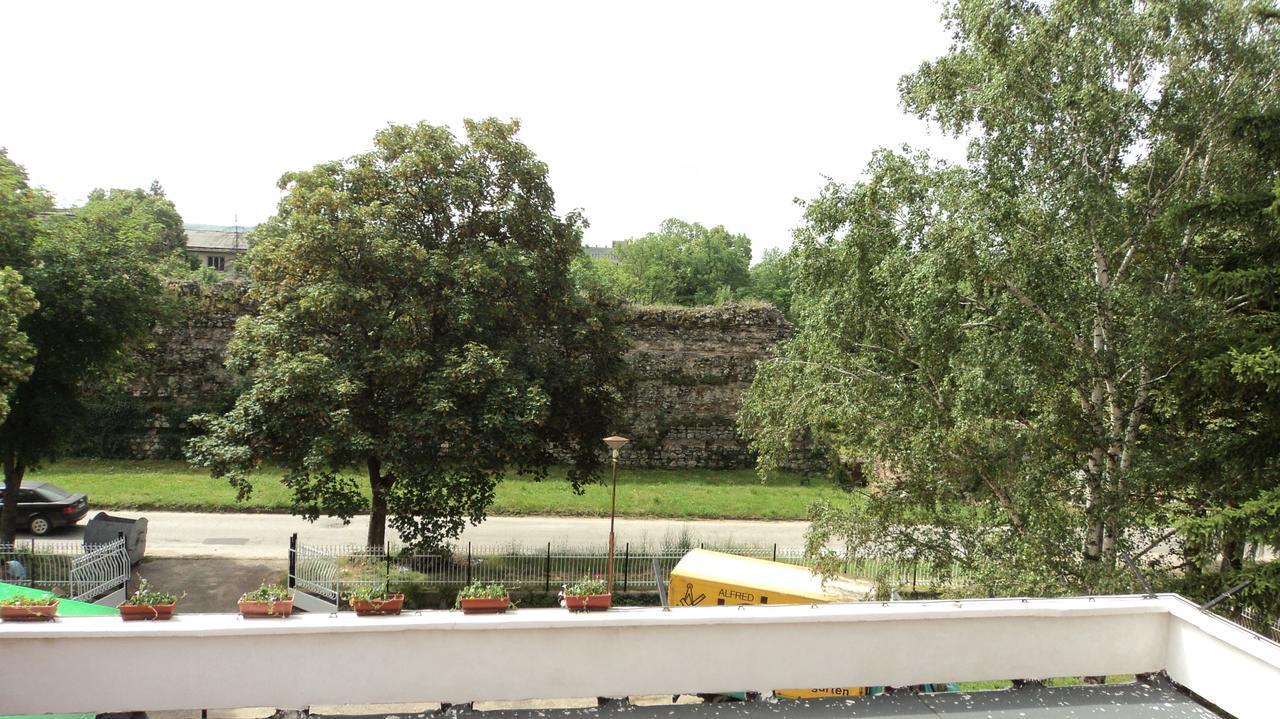 Hotel Stroitel Hisarya Dış mekan fotoğraf