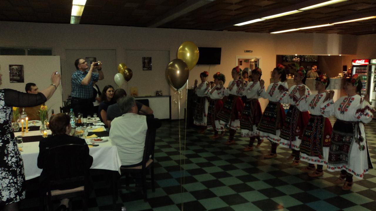 Hotel Stroitel Hisarya Dış mekan fotoğraf